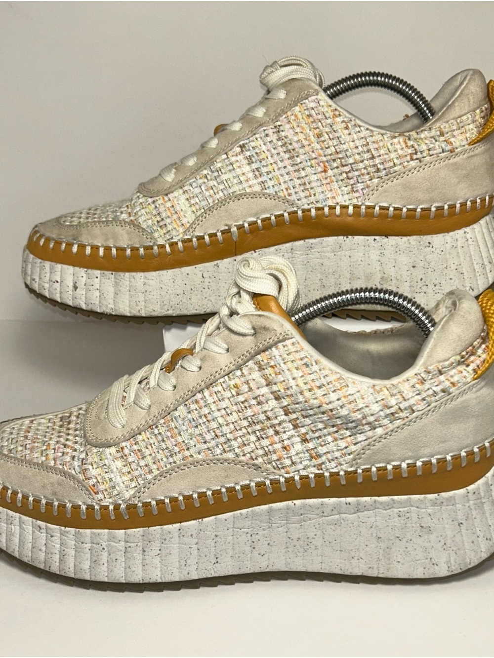 Universal Thread Women's
Persephone Platform Sneakers, rare Multi-Tweed, Size 11